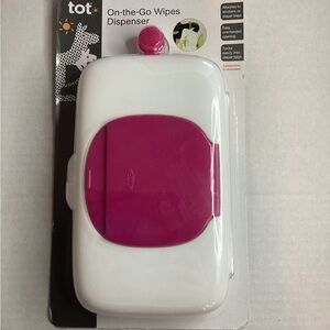 Oxo On-the-Go Wipes Dispenser pink new travel wipes dispenser bpa free